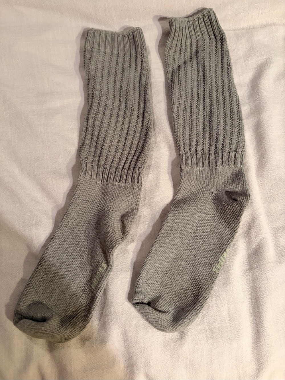 Grey/Green Skims Ribbed Crew Socks - Packable Everyday Comfort